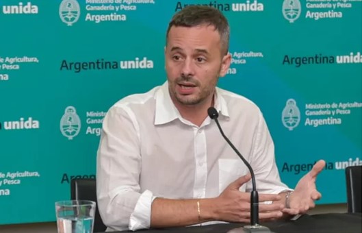 “Es mucho mejor apostar a las empresas argentinas que a las que pescan con pabellón de otros países”, dijo Liberman