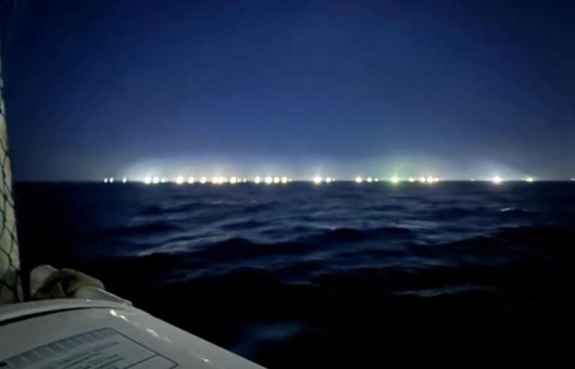 Refugio temporal y control riguroso: Argentina refuerza la vigilancia ante el ingreso de pesqueros chinos por mal tiempo