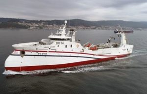 Malvinas ordena el cierre de su caladero y finiquita la campaña del calamar de la flota gallega